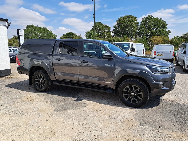 Toyota Hilux D-4D Invincible X - U151142