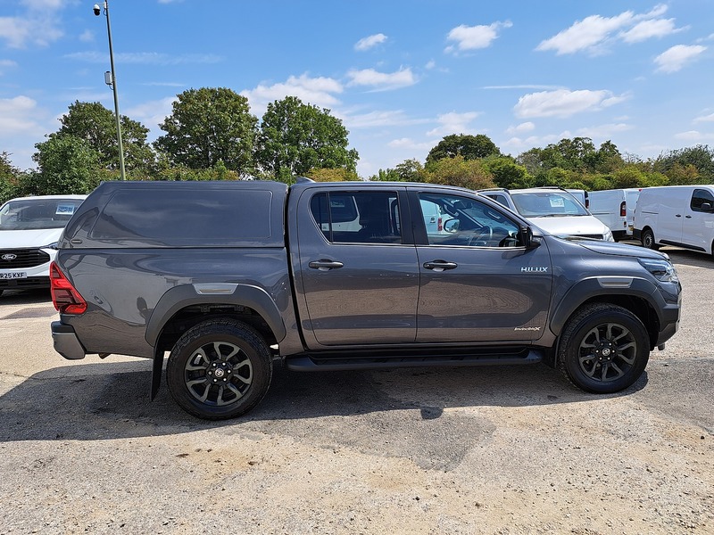Toyota Hilux D-4D Invincible X - U151142