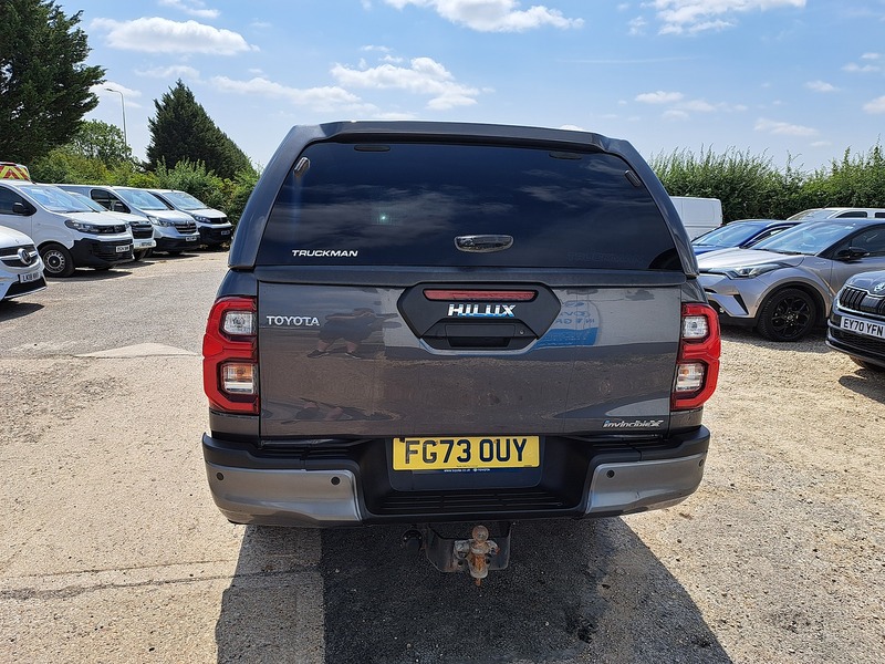 Toyota Hilux D-4D Invincible X - U151142