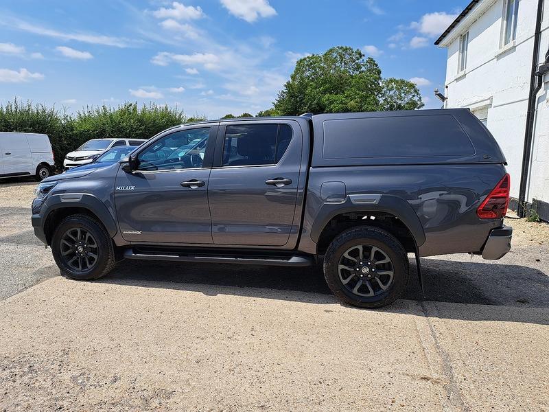 Toyota Hilux D-4D Invincible X - U151142