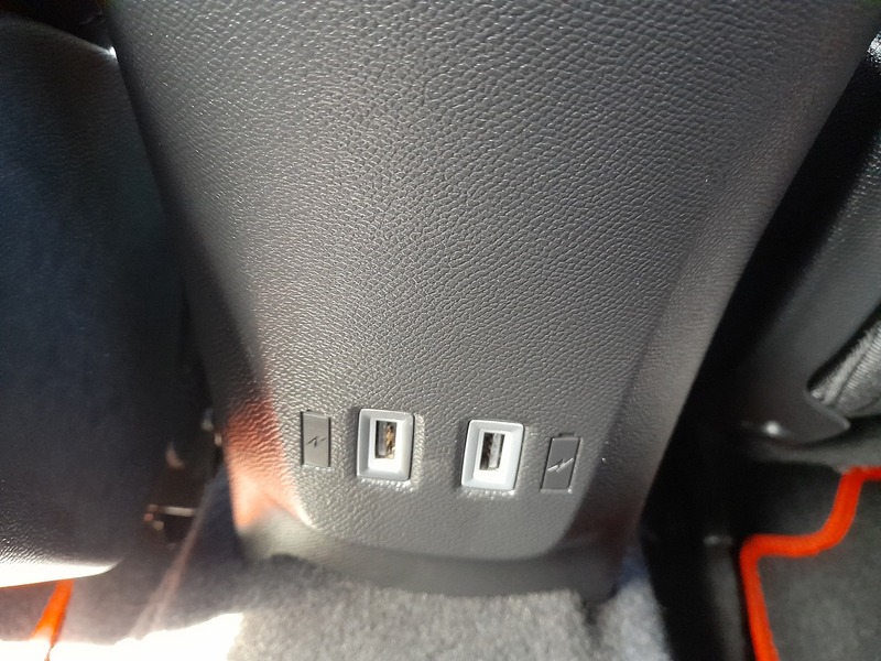 Vauxhall Mokka Electric SRi Premium - U151171