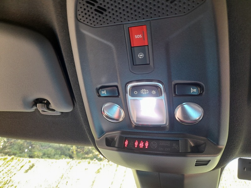 Vauxhall Mokka Electric SRi Premium - U151171