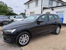 Volvo XC60 B5 MHEV Momentum - U151173