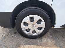 Renault Trafic dCi Blue LL30 Advance - U151214
