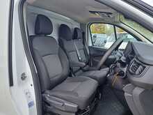 Renault Trafic dCi Blue LL30 Advance - U151214