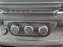 Renault Trafic dCi Blue LL30 Advance - U151214
