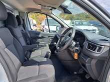 Renault Trafic dCi Blue LL30 Business+ - U151215