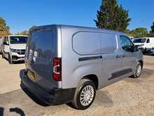 Toyota PROACE CITY BlueHDi Icon - U151222