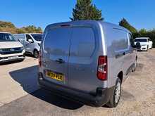 Toyota PROACE CITY BlueHDi Icon - U151222