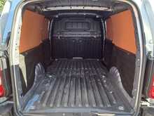 Toyota PROACE CITY BlueHDi Icon - U151222