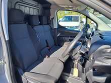 Toyota PROACE CITY BlueHDi Icon - U151222