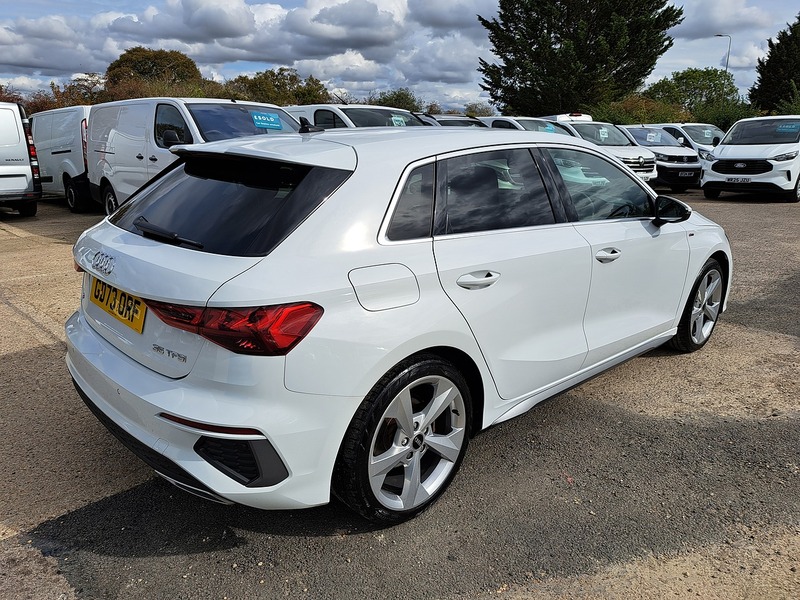 Audi A3 TFSI S line - U151227