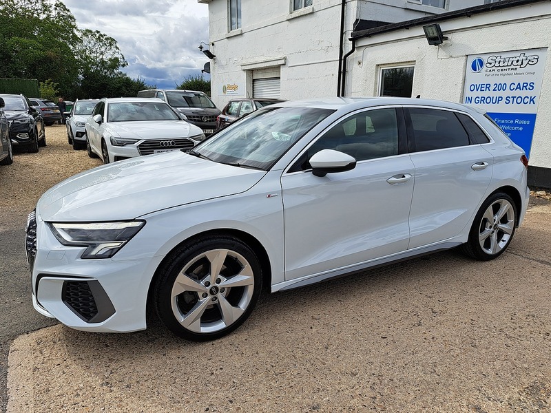 Audi A3 TFSI S line - U151227