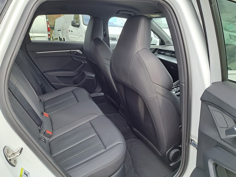 Audi A3 TFSI S line - U151227