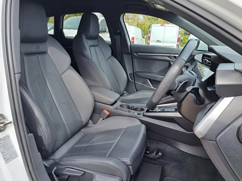 Audi A3 TFSI S line - U151227