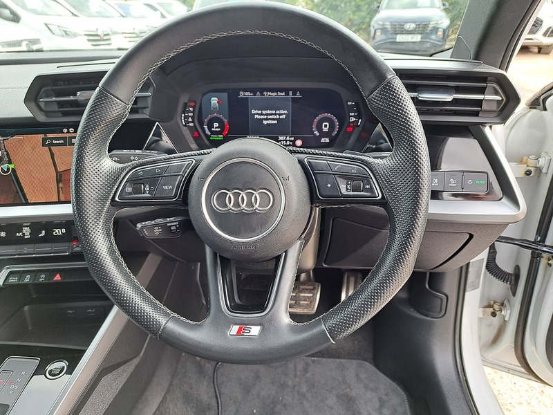 Audi A3 TFSI S line - U151227