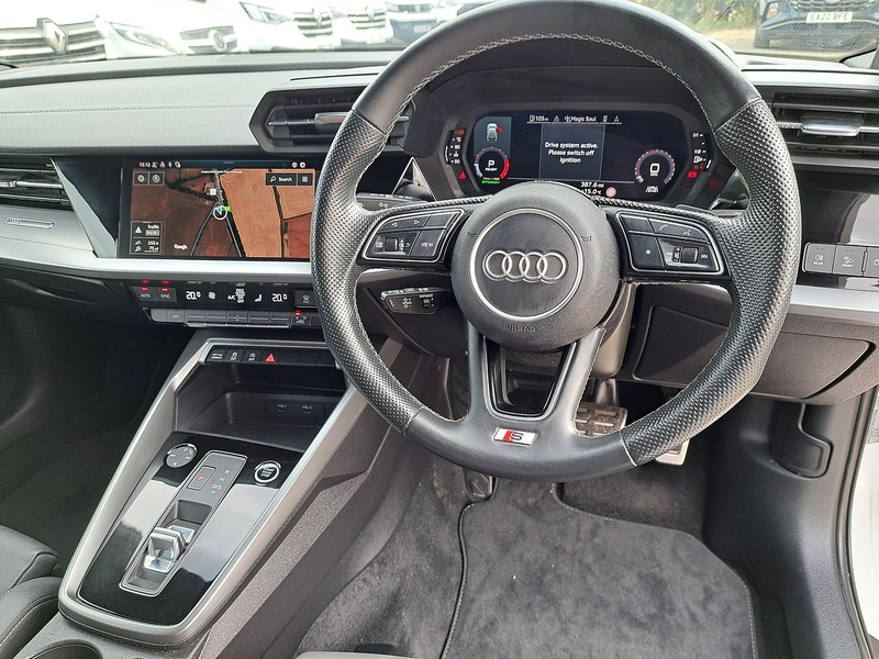 Audi A3 TFSI S line - U151227