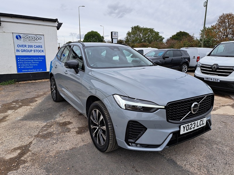 Volvo XC60 B5 MHEV Plus - U151228