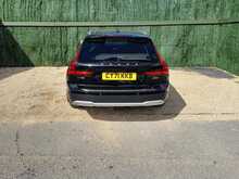 Volvo V90 Cross Country B5 MHEV - U151232