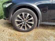 Volvo V90 Cross Country B5 MHEV - U151232