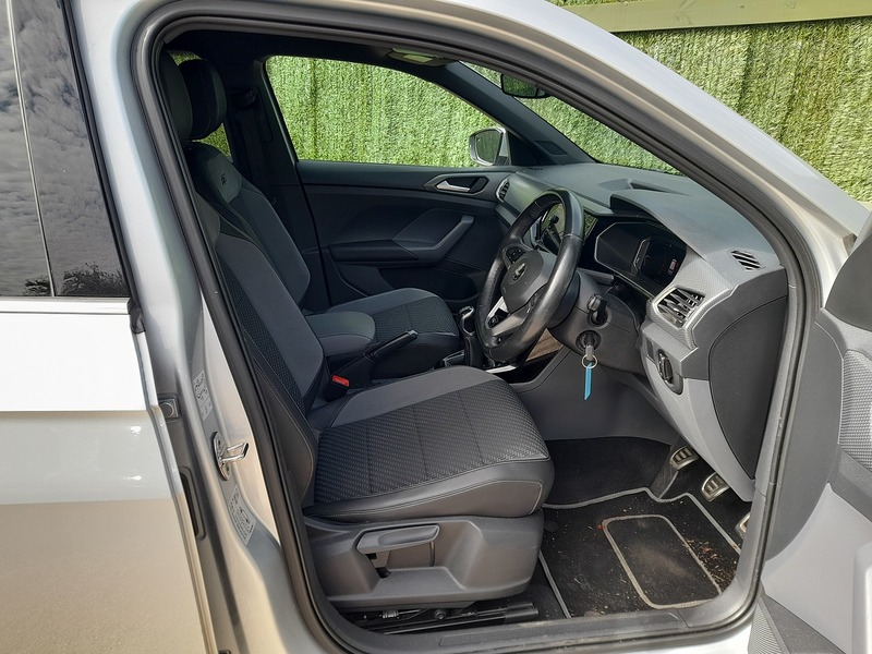 Volkswagen T-Cross TSI R-Line - U151253