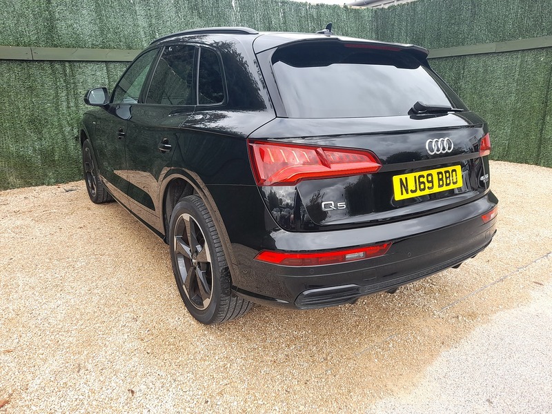 Audi Q5 TDI Black Edition - U151255