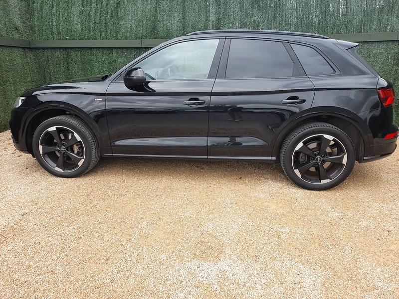 Audi Q5 TDI Black Edition - U151255