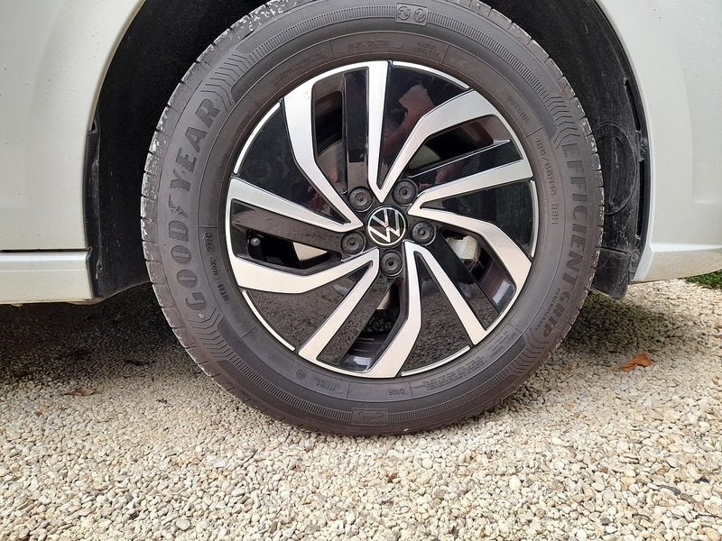 Volkswagen Polo EVO Life - U151257
