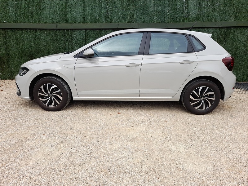 Volkswagen Polo EVO Life - U151257