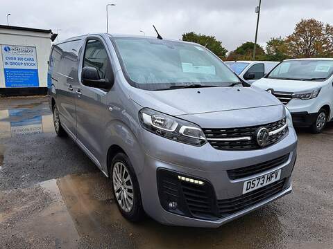 Vauxhall Vivaro 2.0 dCi Blue SL28 Business Panel Van 5dr Diesel Manual L1 H1 Euro 6 (s/s) (130 ps)