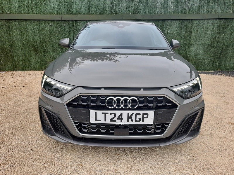 Audi A1 TFSI S line - U151271