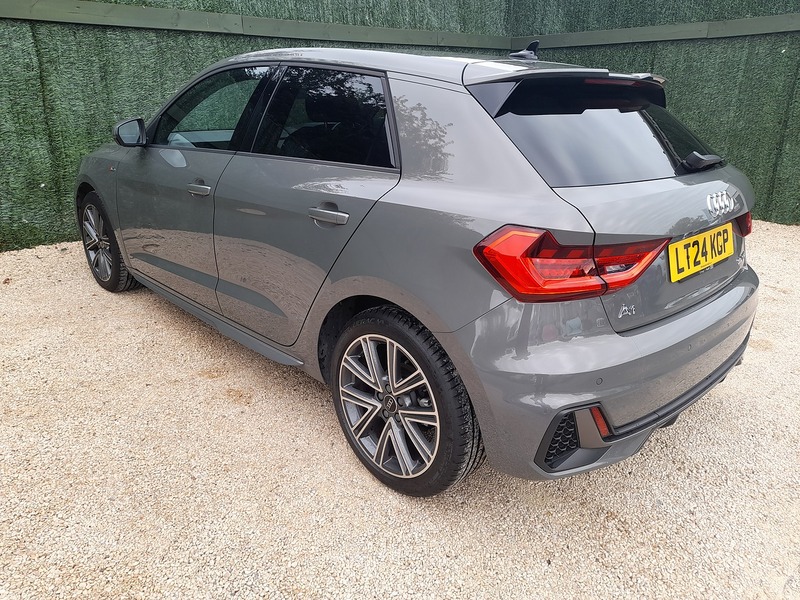 Audi A1 TFSI S line - U151271