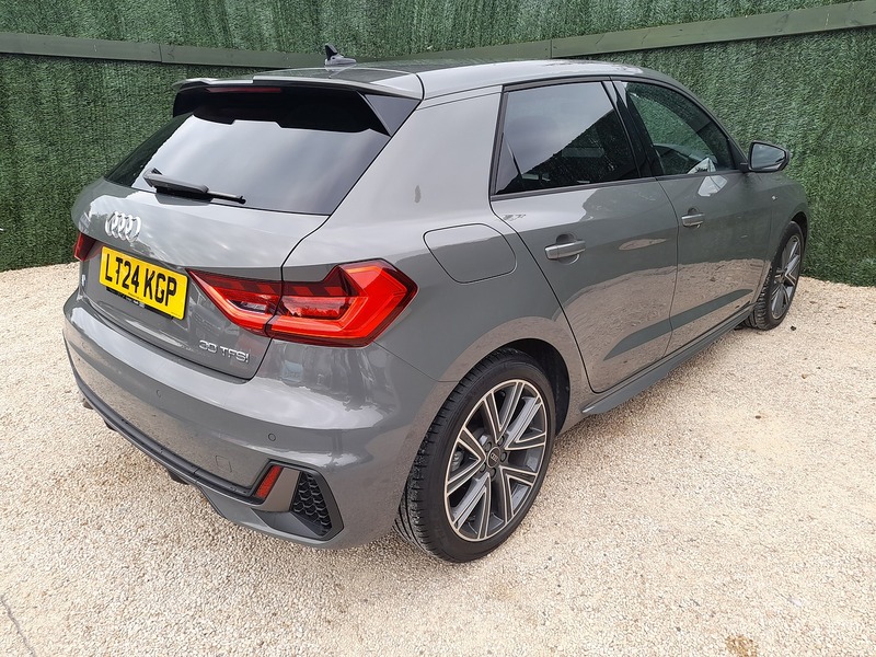 Audi A1 TFSI S line - U151271