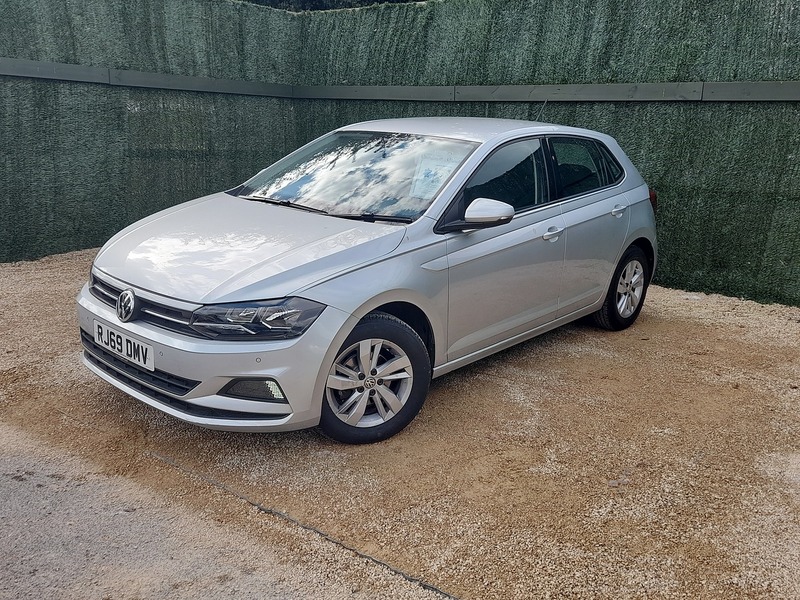 Volkswagen Polo TSI SE - U151274