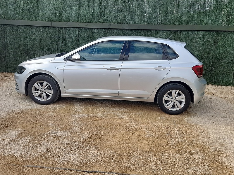Volkswagen Polo TSI SE - U151274