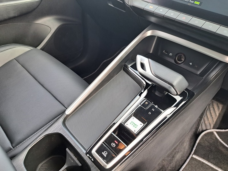 MG MG ZS Hybrid+ Trophy - U151277