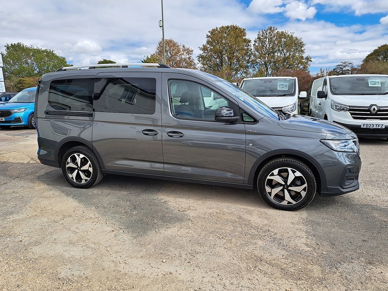 Ford Grand Tourneo Connect EcoBlue Active - U151280