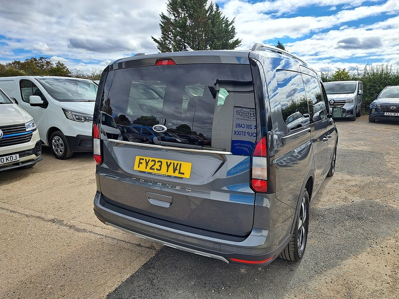Ford Grand Tourneo Connect EcoBlue Active - U151280