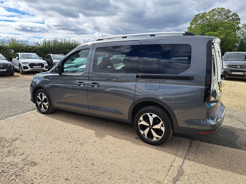 Ford Grand Tourneo Connect EcoBlue Active - U151280