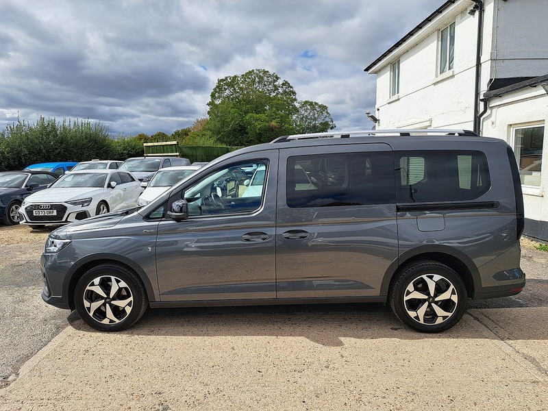 Ford Grand Tourneo Connect EcoBlue Active - U151280