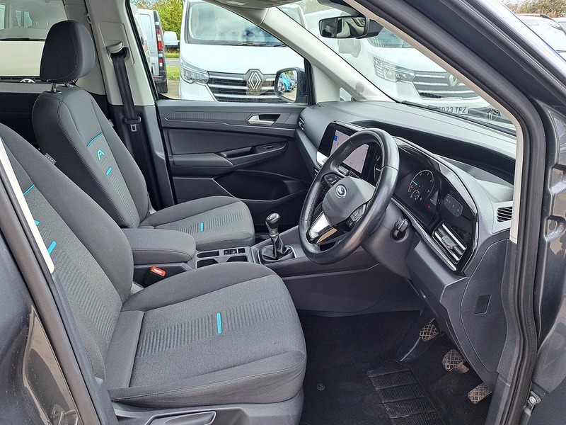 Ford Grand Tourneo Connect EcoBlue Active - U151280