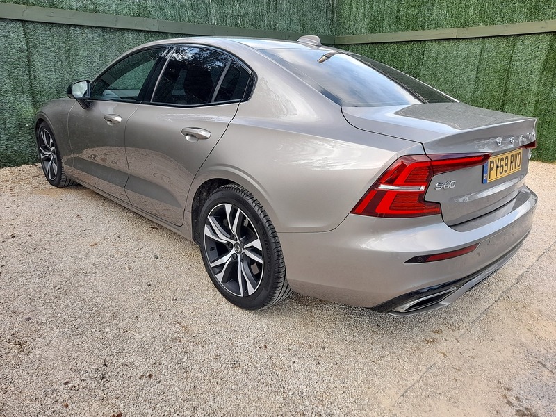 Volvo S60 T5 R-Design Plus - U151289
