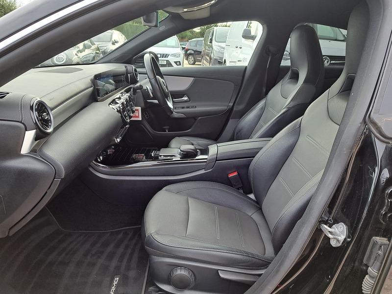 Mercedes-Benz CLA CLA250 AMG Line - U151291