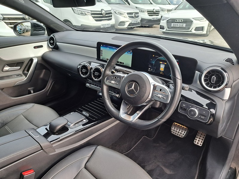 Mercedes-Benz CLA CLA250 AMG Line - U151291