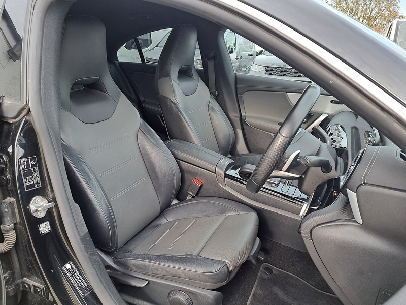 Mercedes-Benz CLA CLA250 AMG Line - U151291