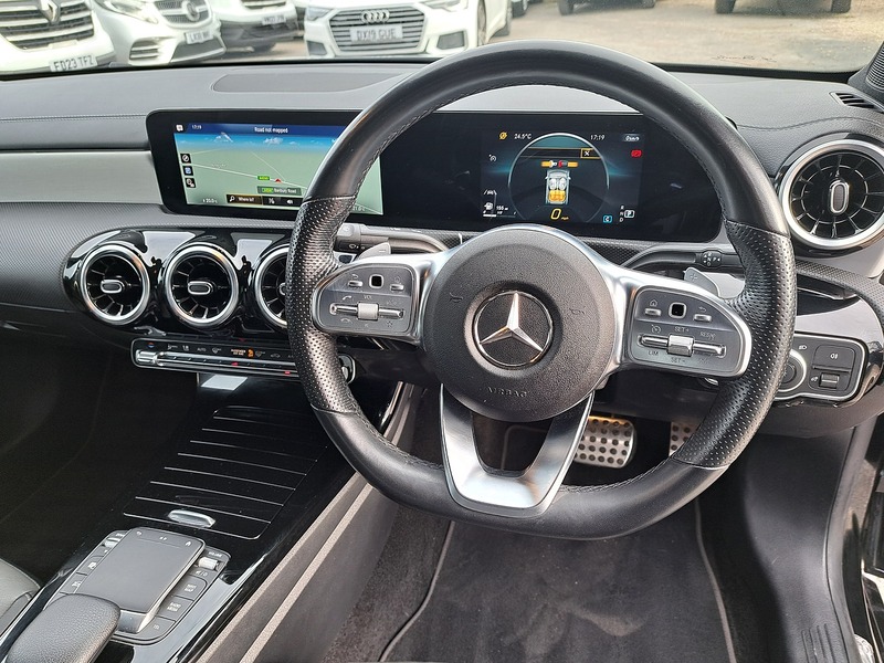 Mercedes-Benz CLA CLA250 AMG Line - U151291