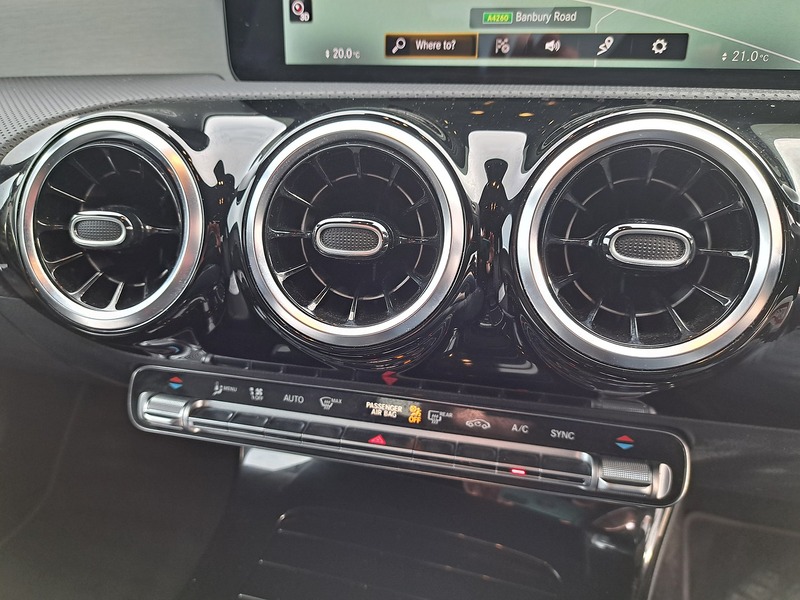 Mercedes-Benz CLA CLA250 AMG Line - U151291