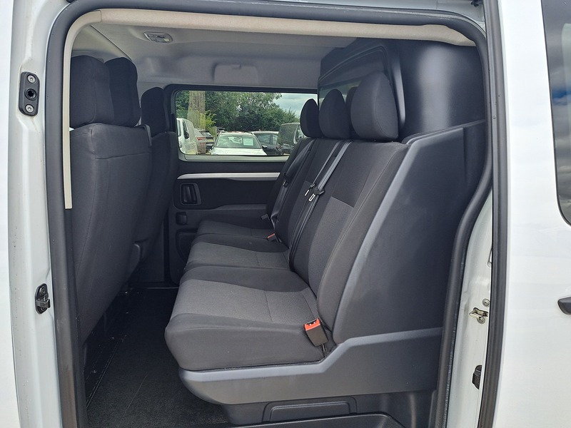 Peugeot Expert BlueHDi 1200 Professional Premium + - U151301