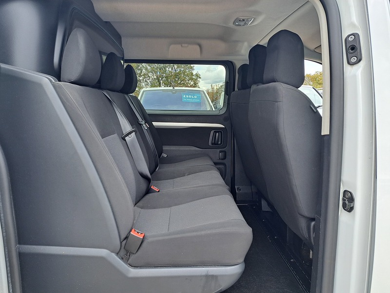 Peugeot Expert BlueHDi 1200 Professional Premium + - U151301