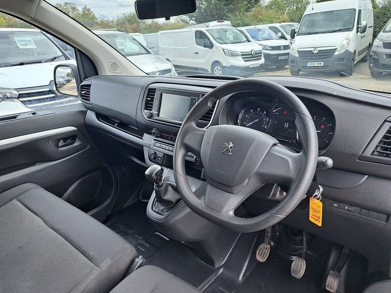 Peugeot Expert BlueHDi 1200 Professional Premium + - U151301